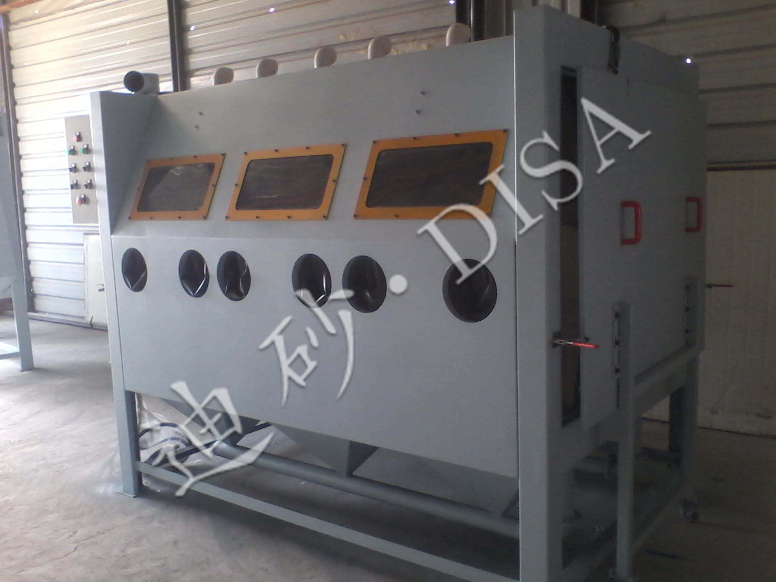 無(wú)錫噴砂機(jī)